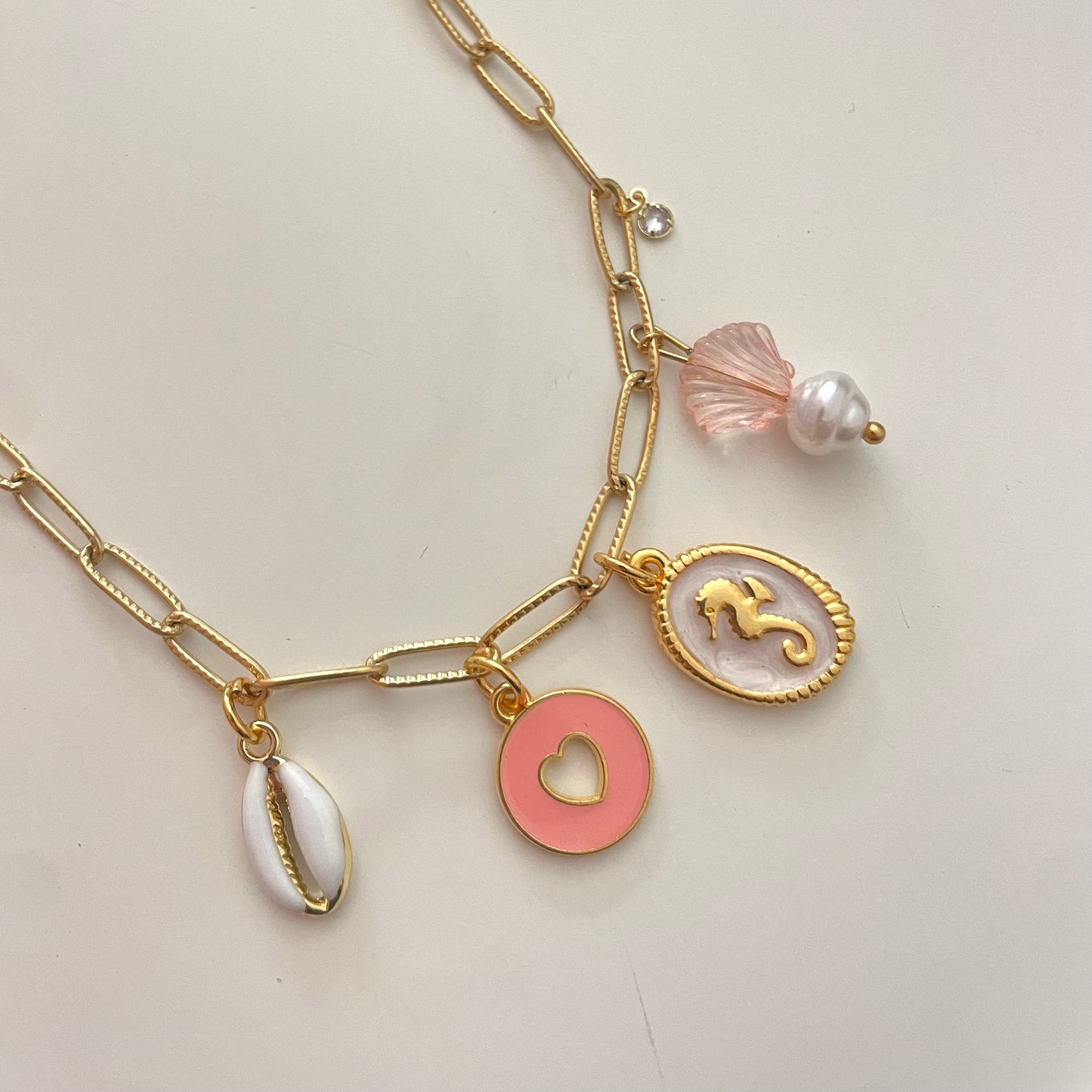 Aurélie charm necklace