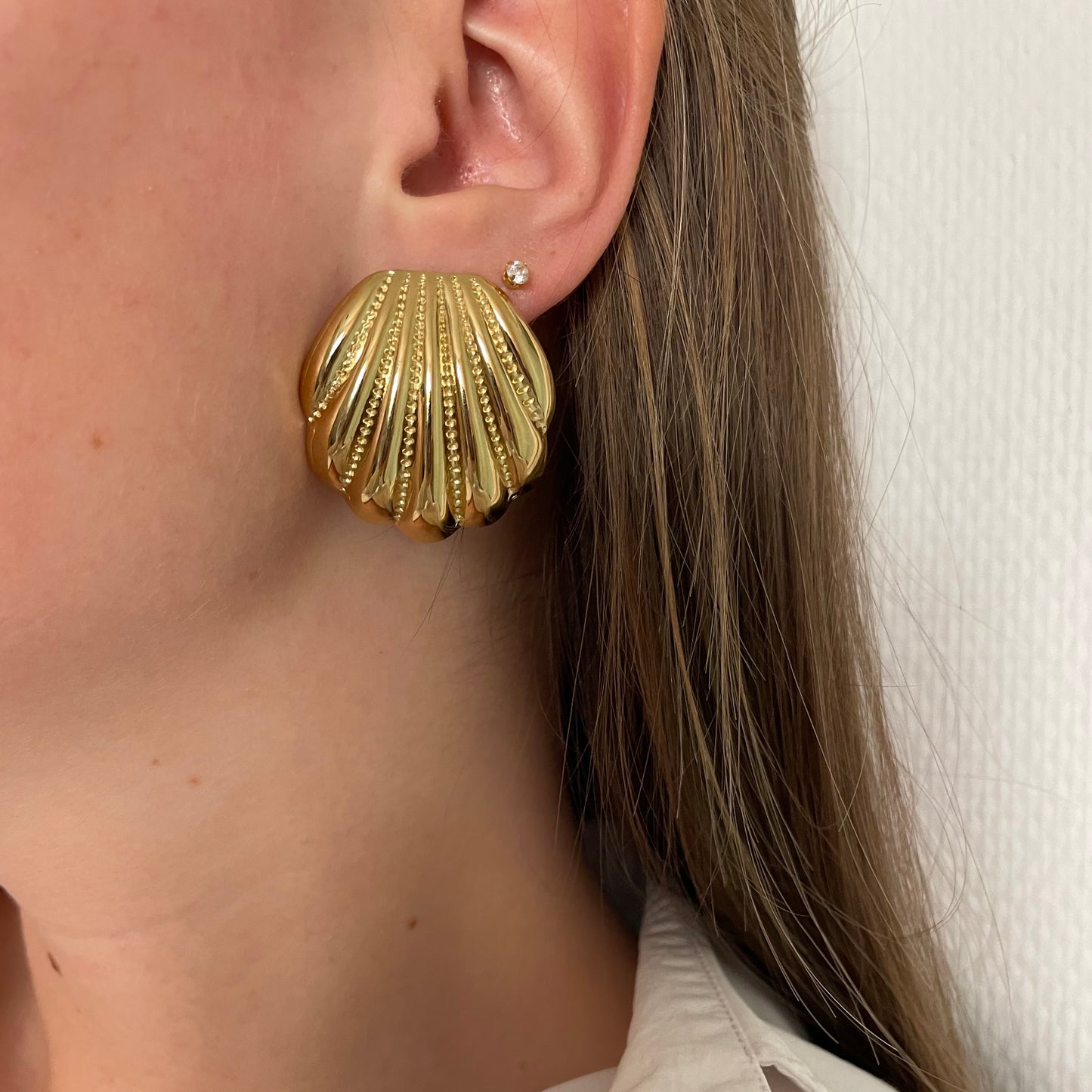 Statement shell earrings
