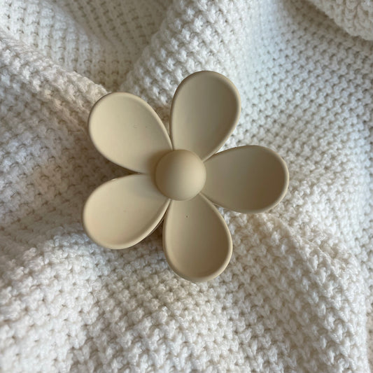 Flower clip - beige