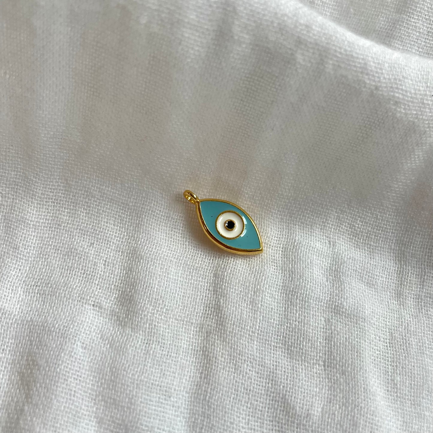 Charm: lichtblauw oogje