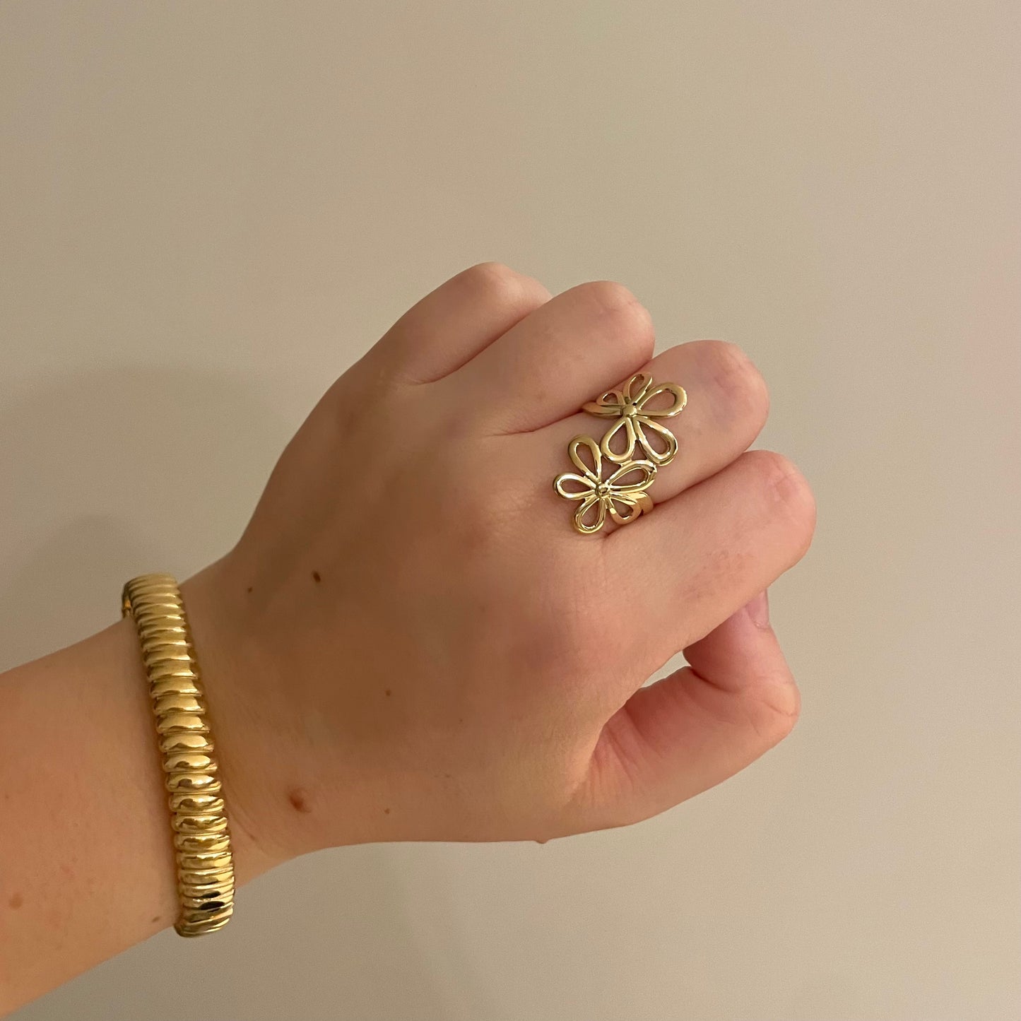 Double flower ring