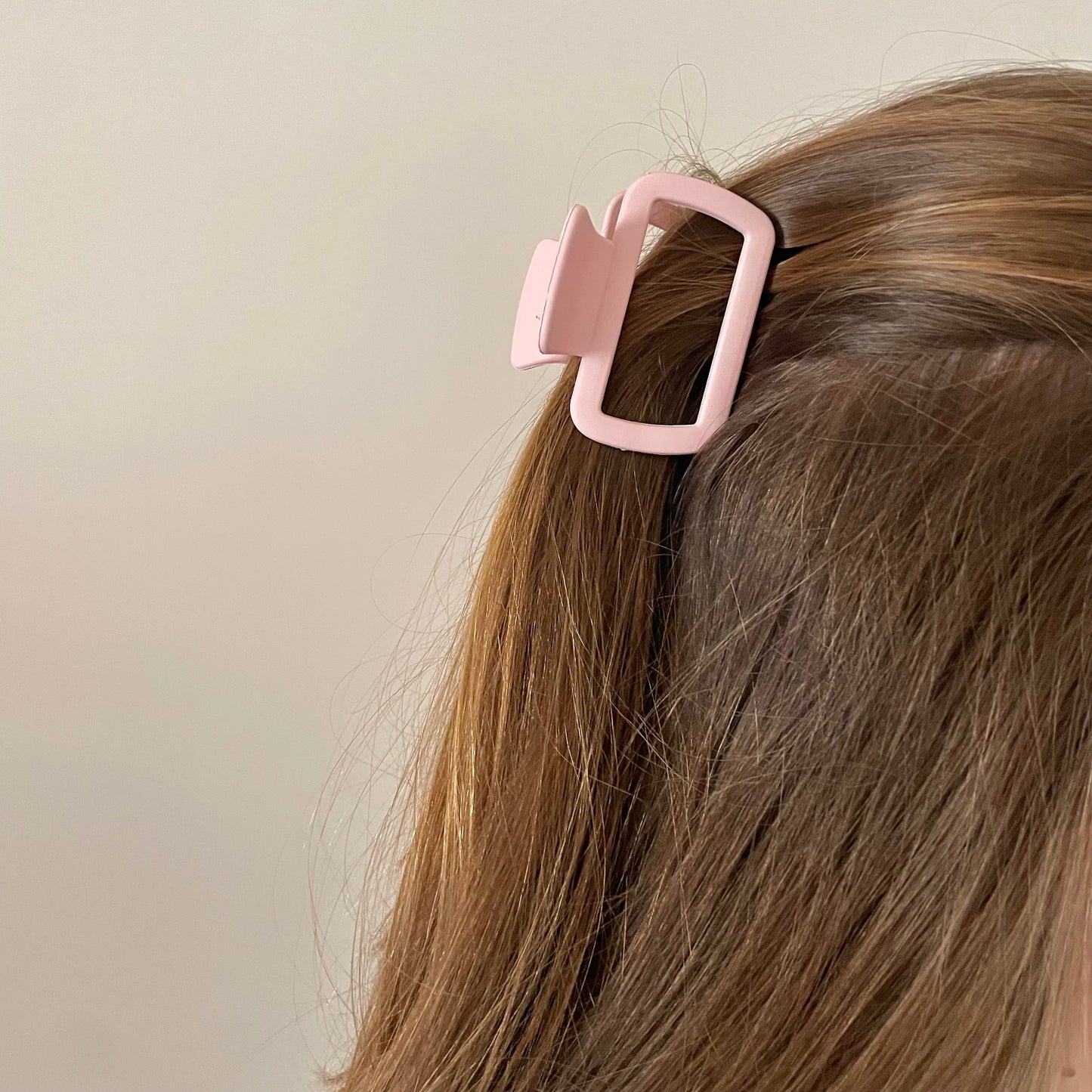 Kate clip - pastel yellow