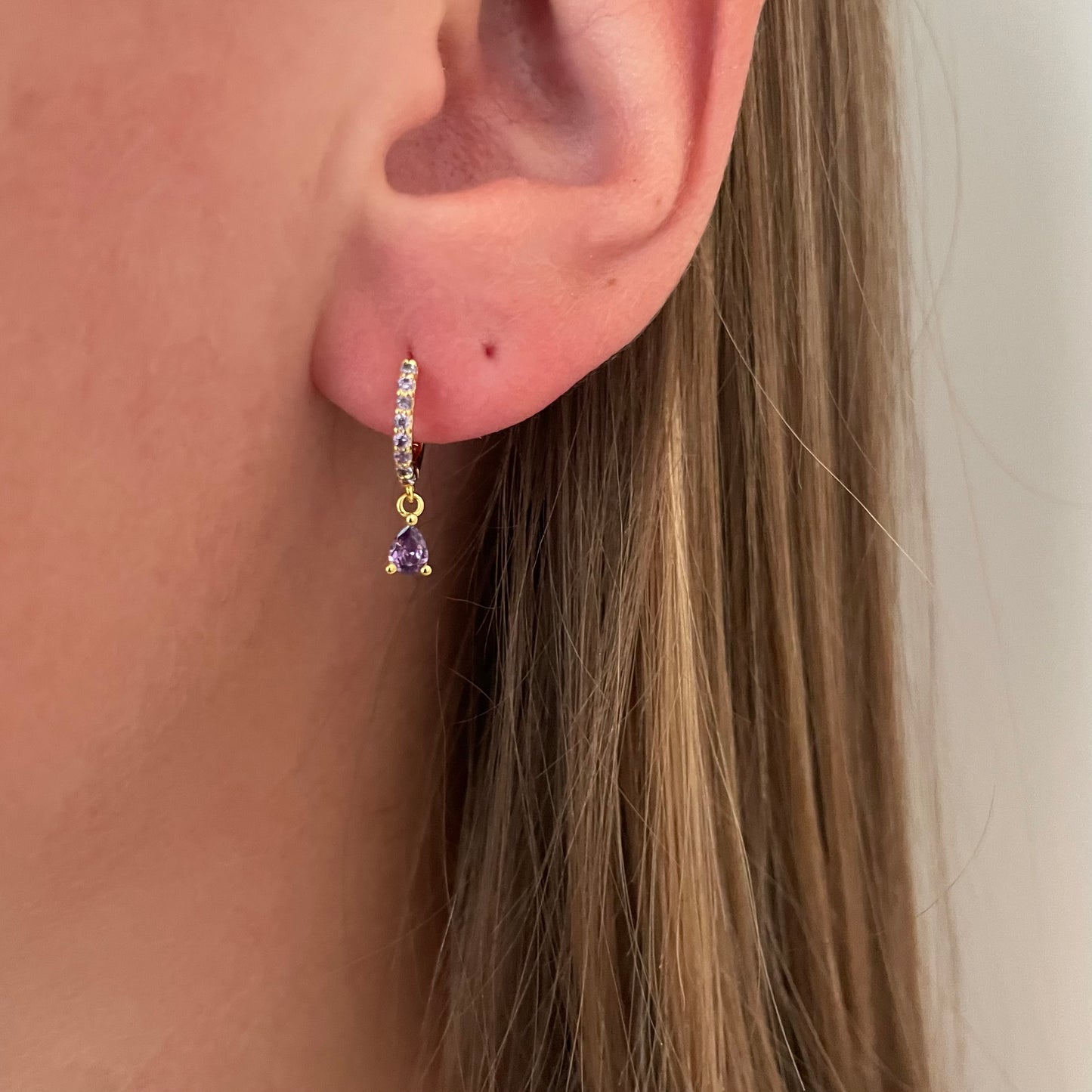 Lilac drop earrings