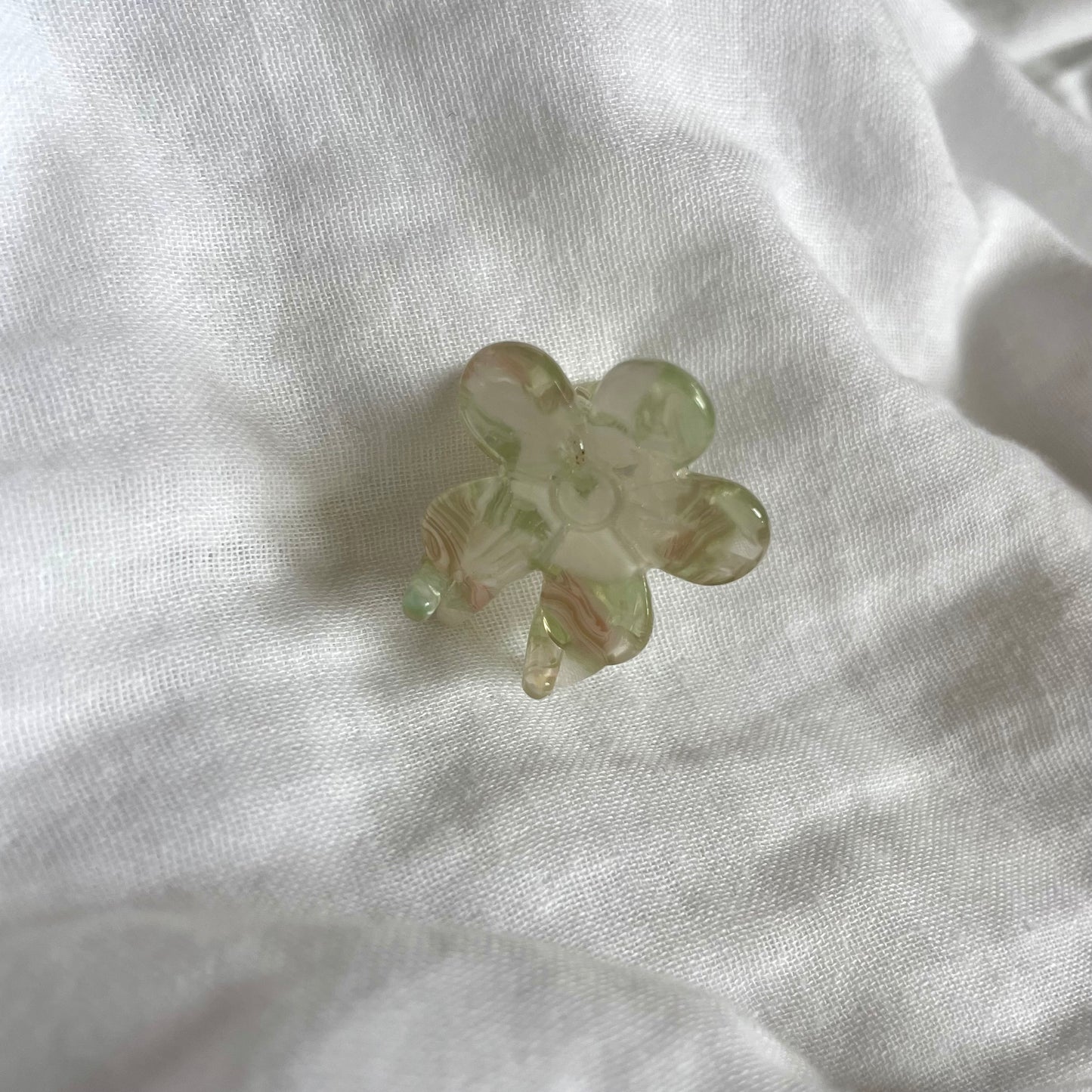Mini flower clip - green