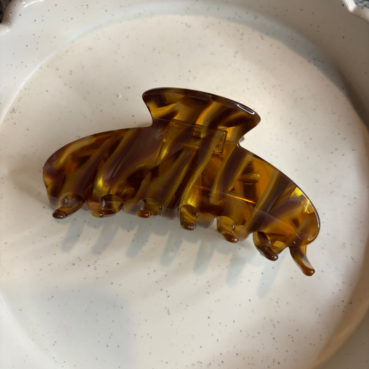 Brown gold hairclip