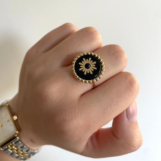 Black flower ring