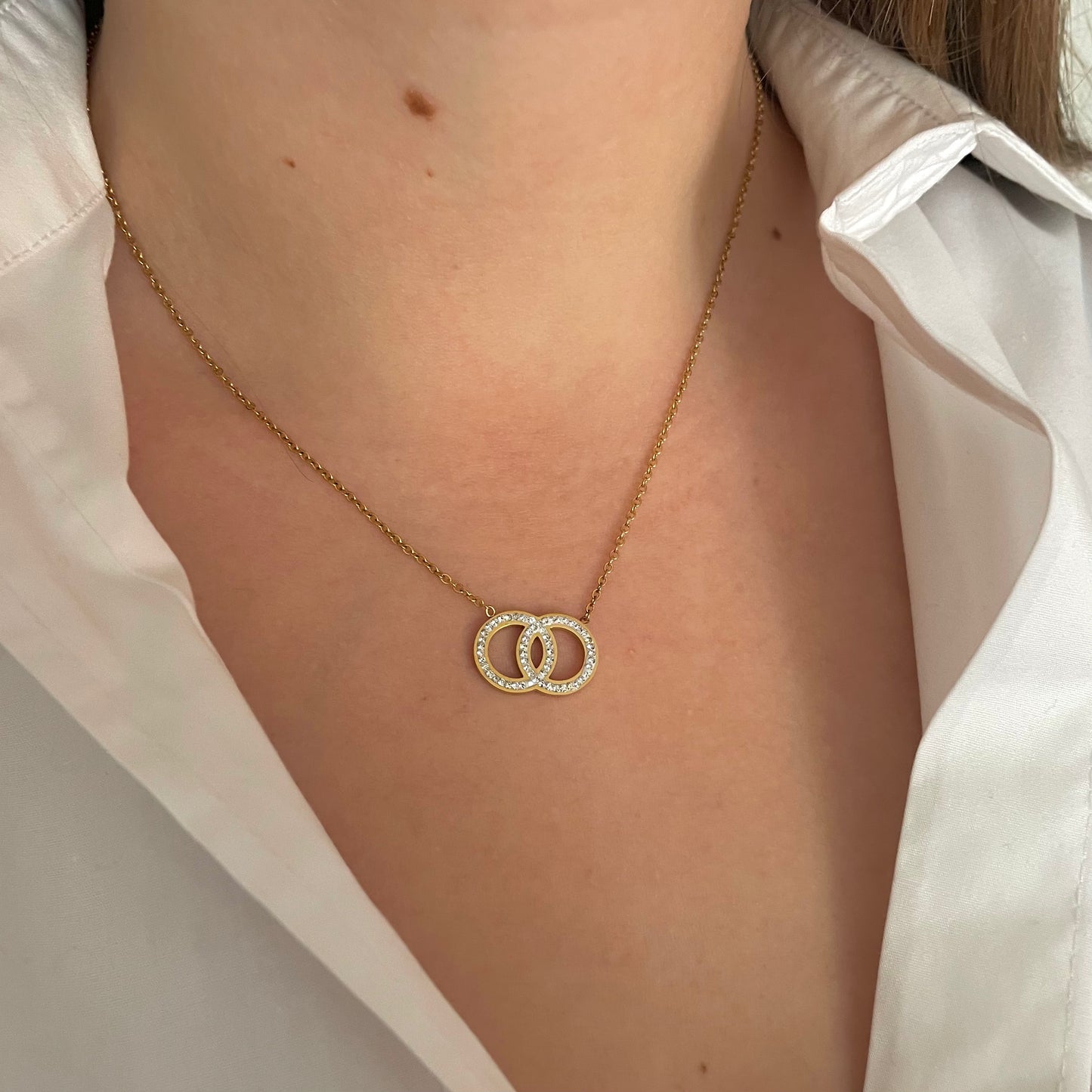 Double circle necklace