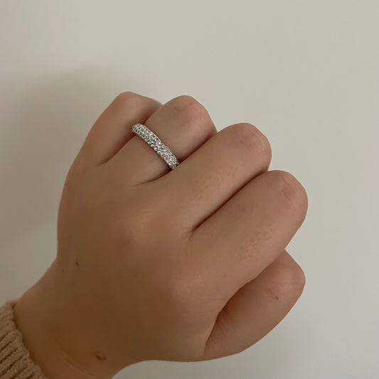Shiny ring