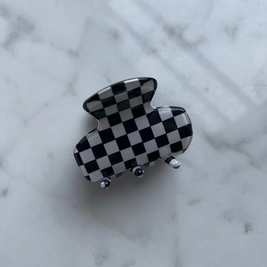 Black/white checkered hairclip