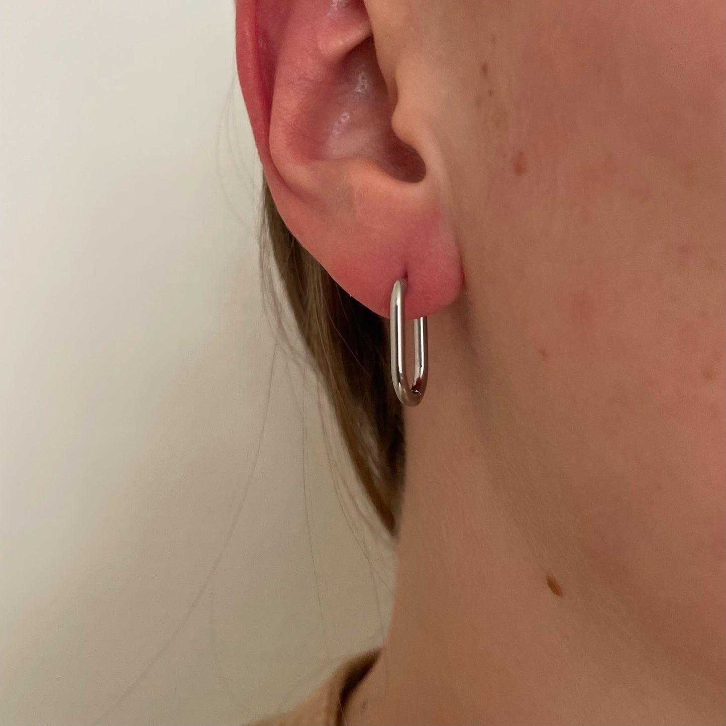 Oval hoops