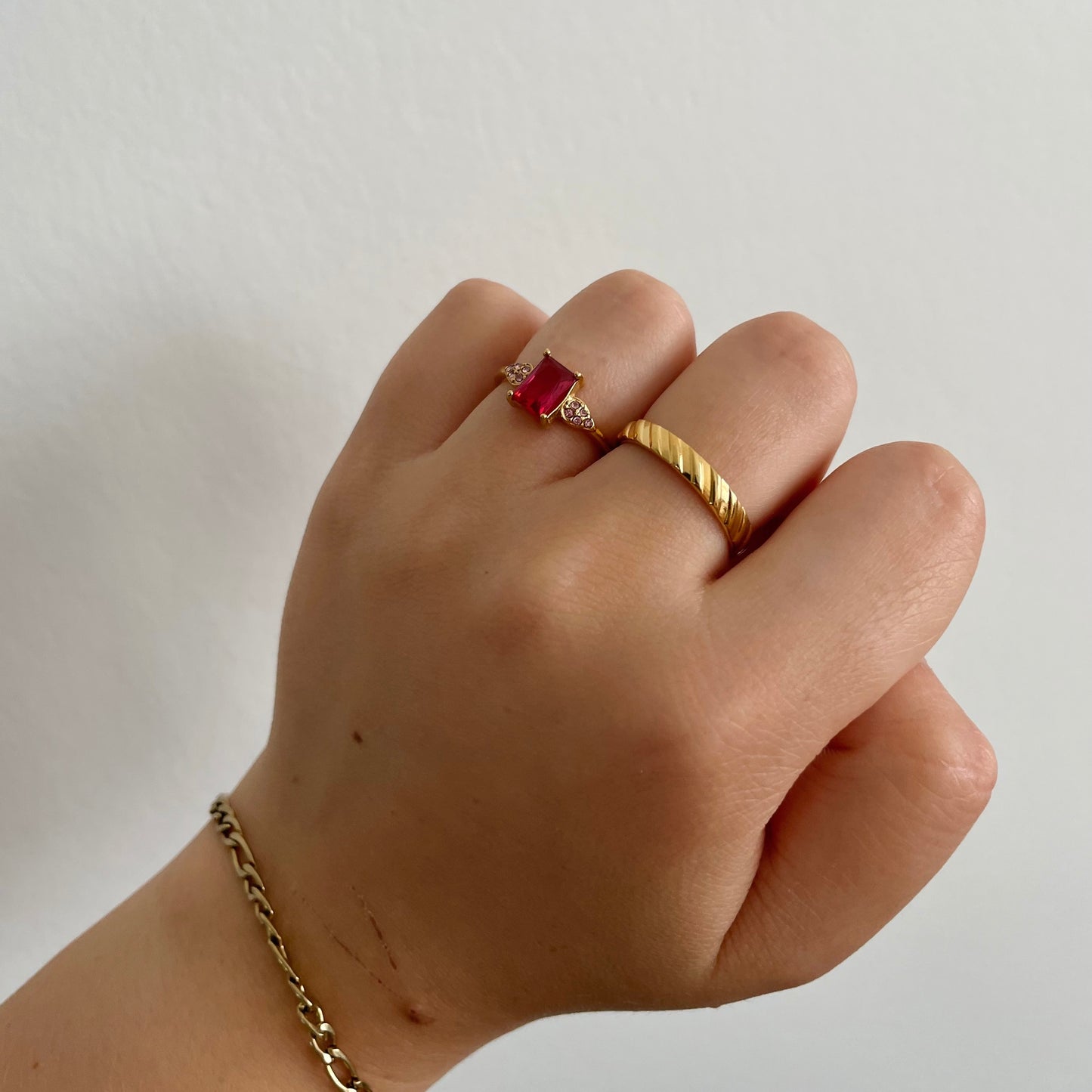 Gold ring