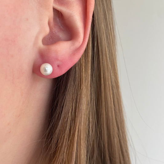 Pearl earstuds