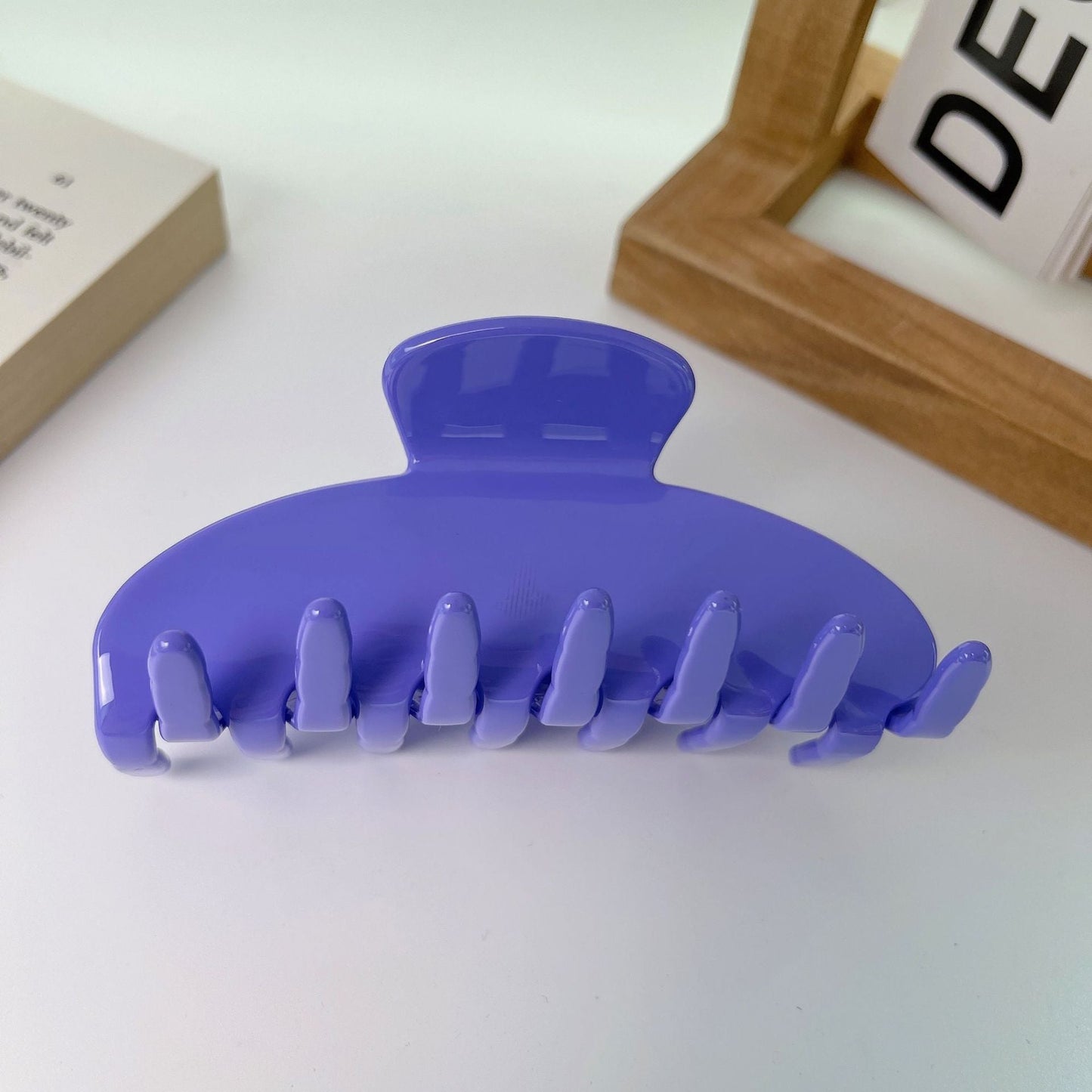 Basic purple hairclip