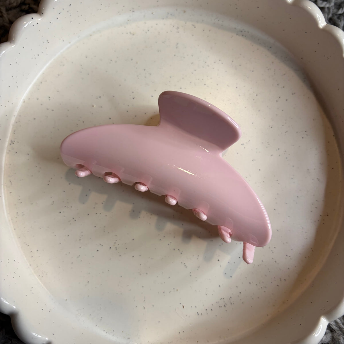 Soft pink hairclip
