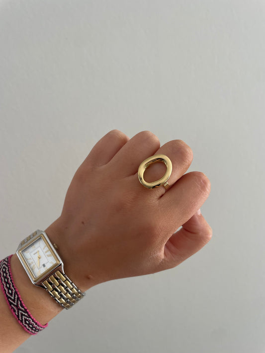 Hoop ring