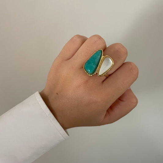 Turquoise-white kiki ring