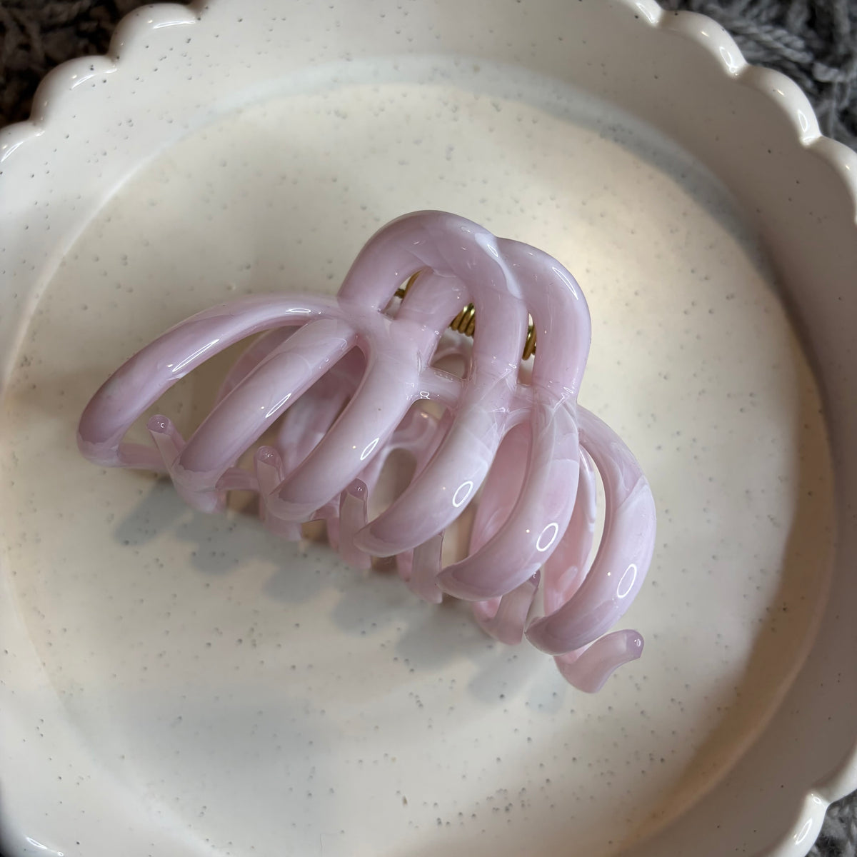 Light pink hairclip