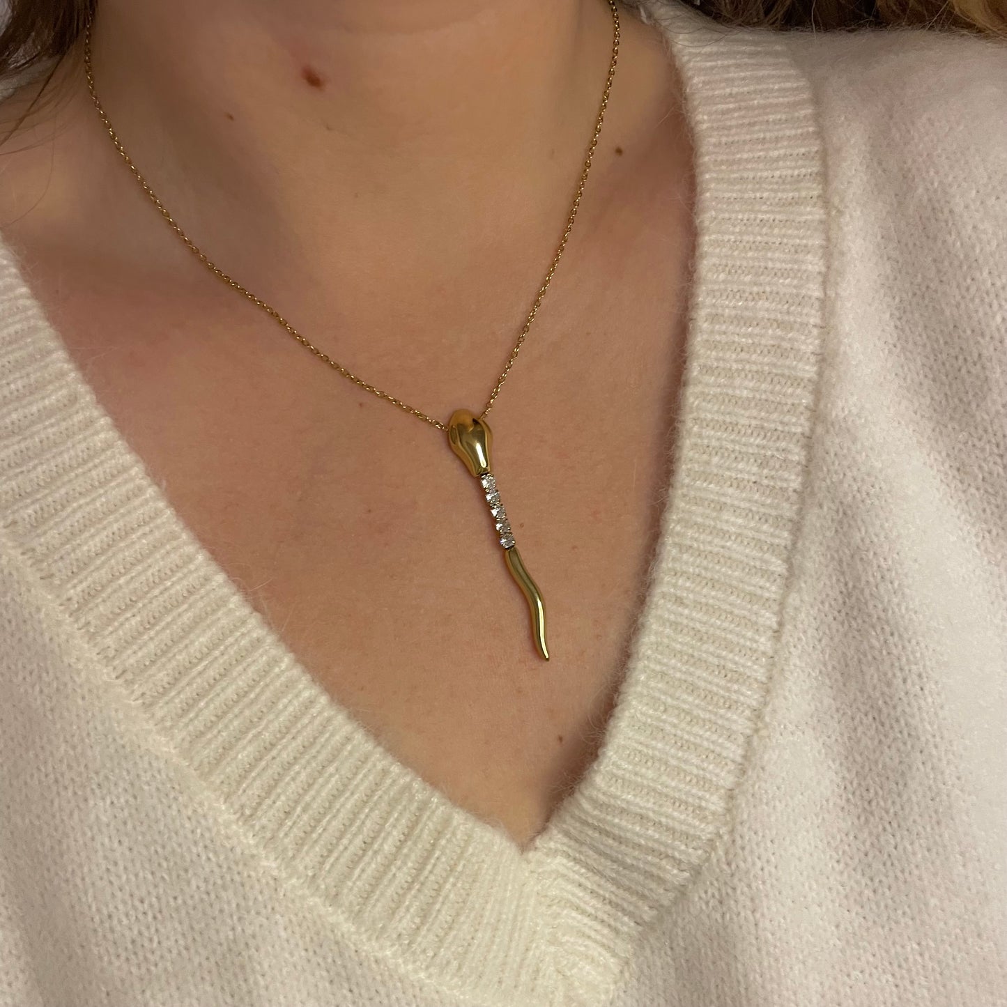 Diamonds snake necklace