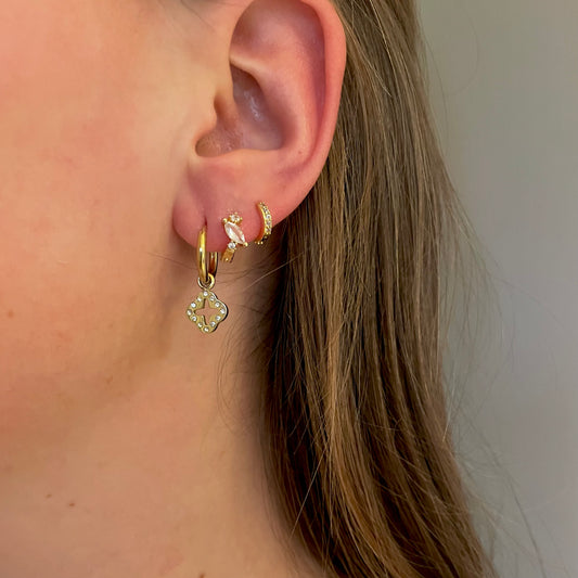 Diamond clover earrings