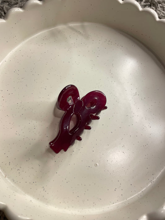 Burgundy bow hairclip