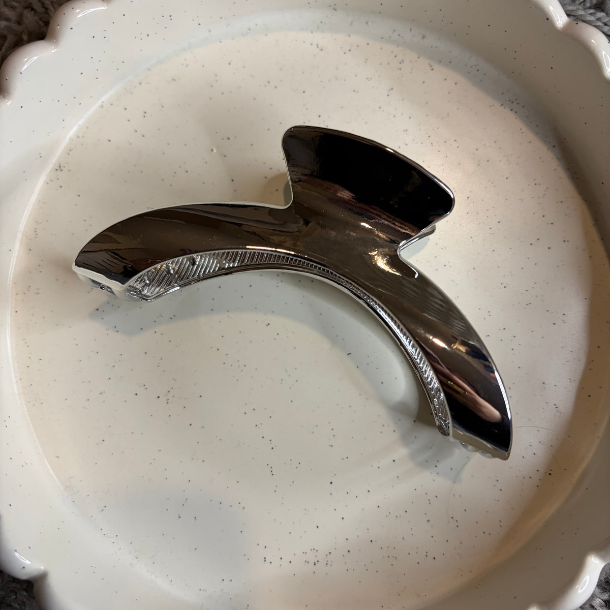 Silver hairclip
