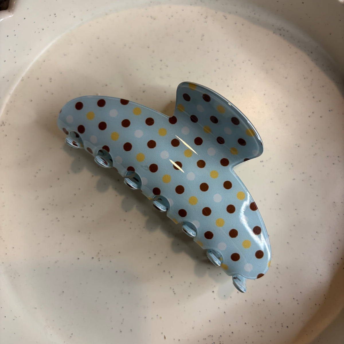 Blue dotted hairclip