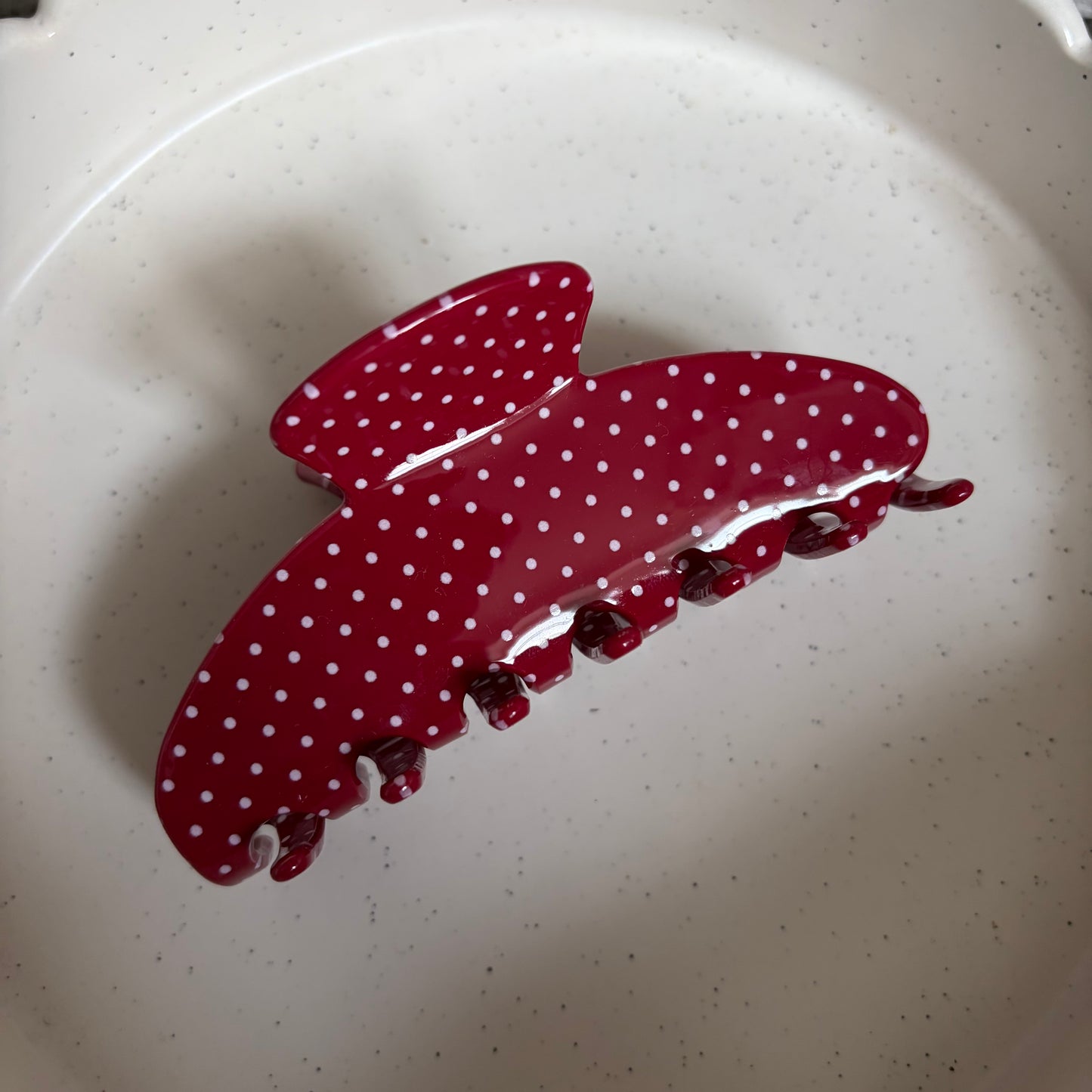 Red polka dots hairclip
